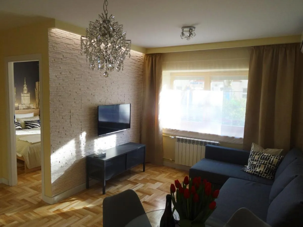 Image 4 of Studio Plac Bankowy