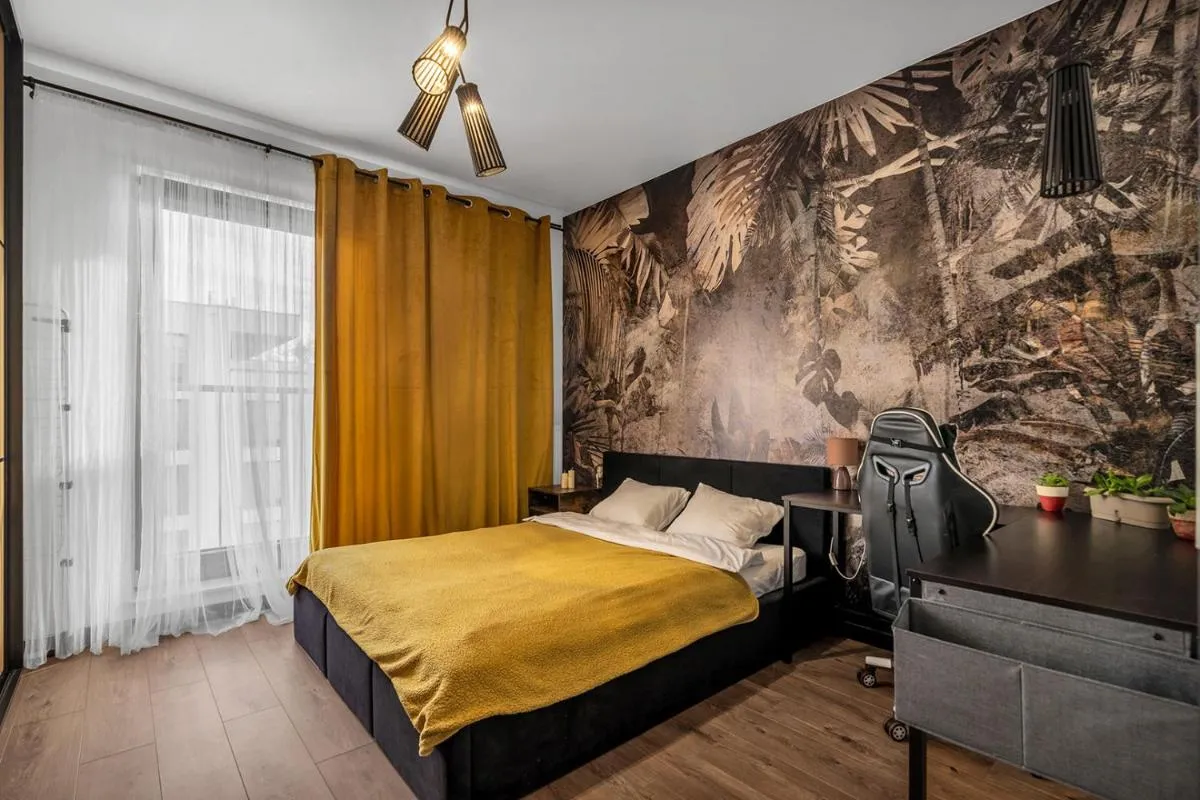 Image 2 of Stylish Airport Business Apartments – Parking, Balcony – by Rentujemy