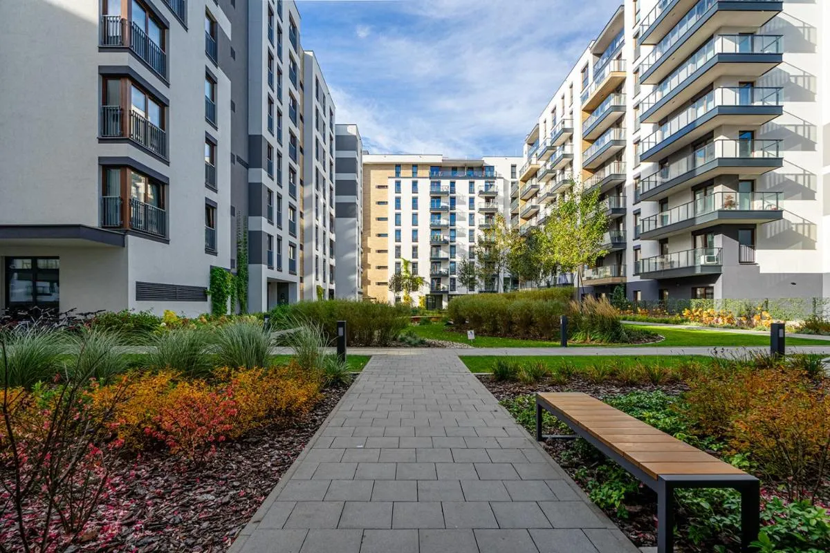 Image 3 of Stylish Airport Business Apartments – Parking, Balcony – by Rentujemy