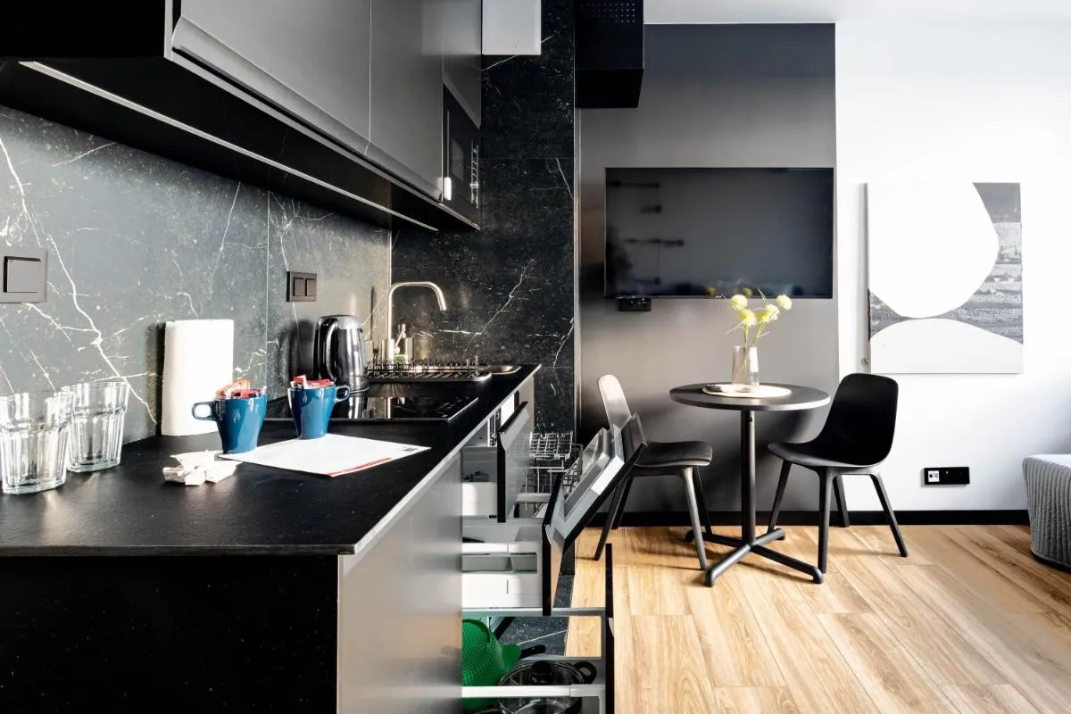 Image 3 of SuperApart Wiktoryn apt 233