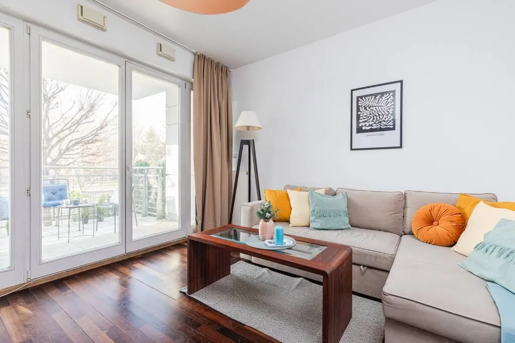 Image of SuperApart Wilanowska apt 2 “Chic 1-Bed Suite with Full Kitchen & Bathtub Access”