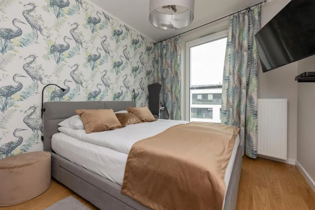 Image of Trendy Apartment with AC and Parking in Warsaw by Noclegi Renters