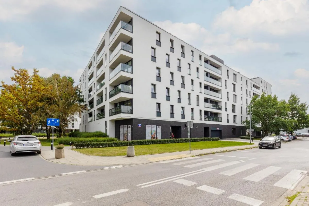 Image 4 of Trendy Apartment with AC and Parking in Warsaw by Noclegi Renters