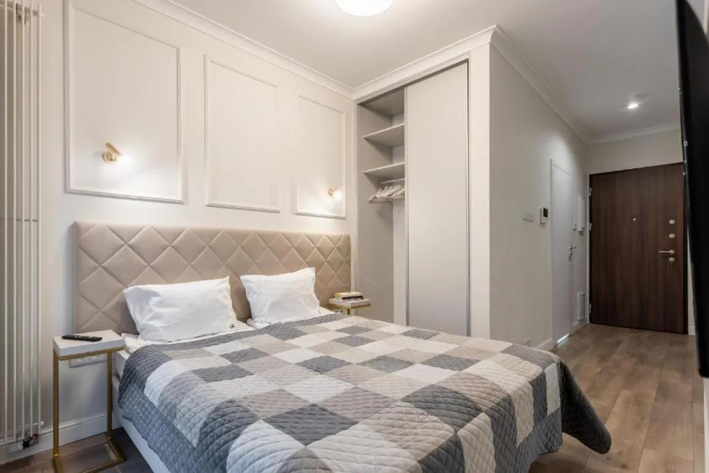 Image of Urban Chic – Luxury Warsaw Stays -10 People- Mennica Residence