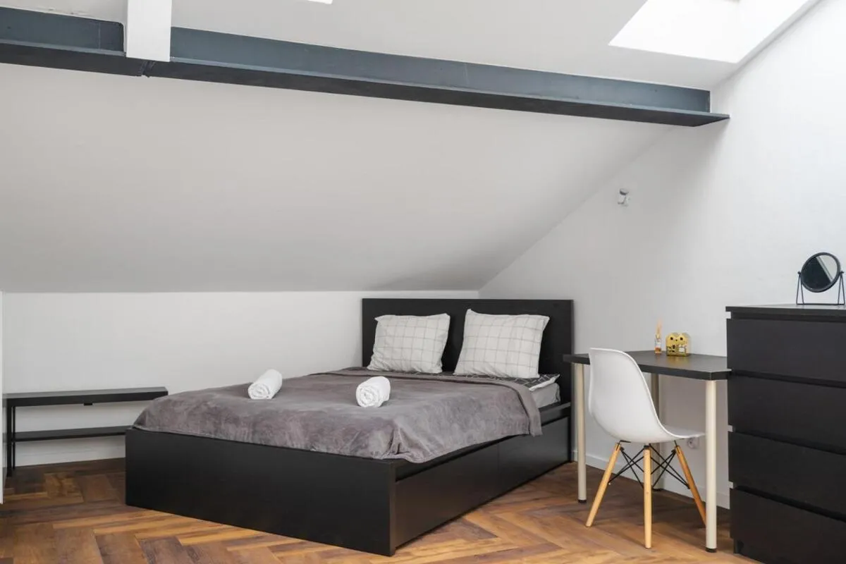 Image 1 of Urban Chic – Praga Północ – Warsaw Stays&Marcinkowskiego 4