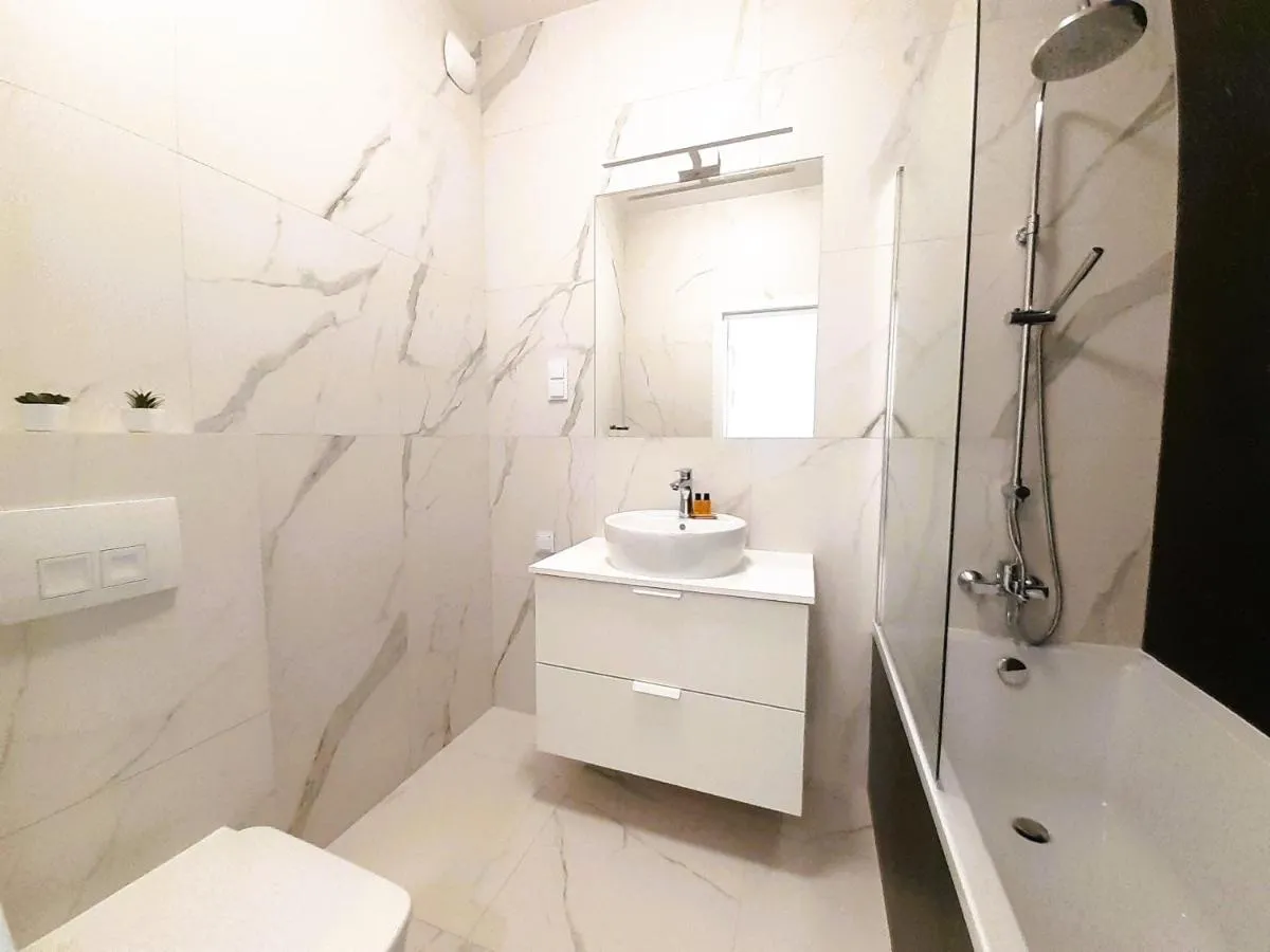 Image 2 of Vista Residence Premium II