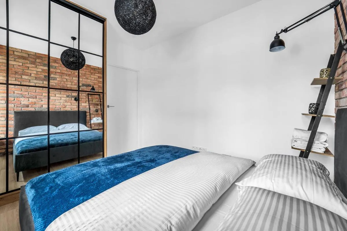 Image 6 of Vistula Loft Blue Apartment
