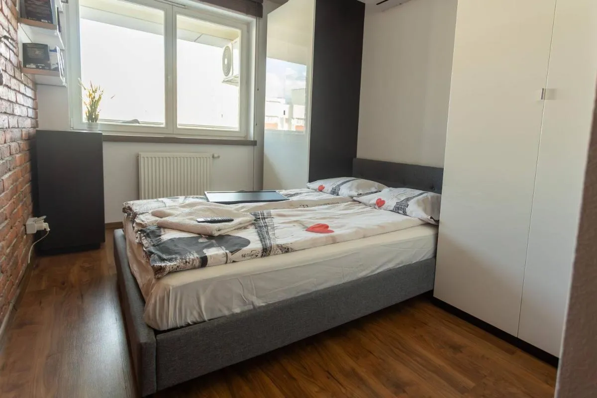 Image 6 of Warsaw Apartment