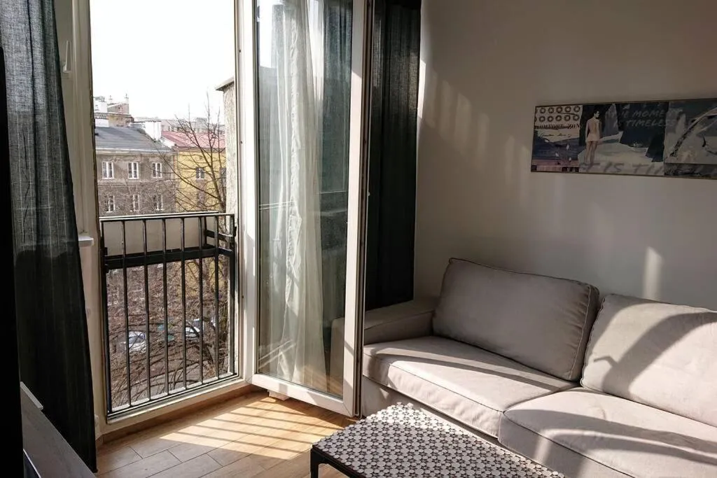 Image 4 of Warsaw Center’s Apartment