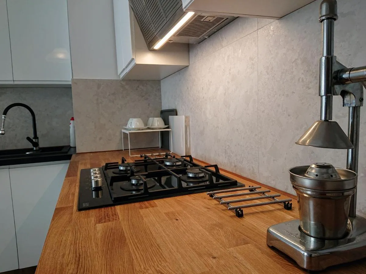 Image 2 of Warsaw Center’s Apartment