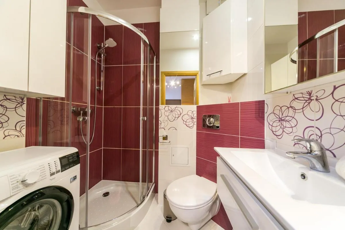 Image 5 of Warsaw Concierge Polin II