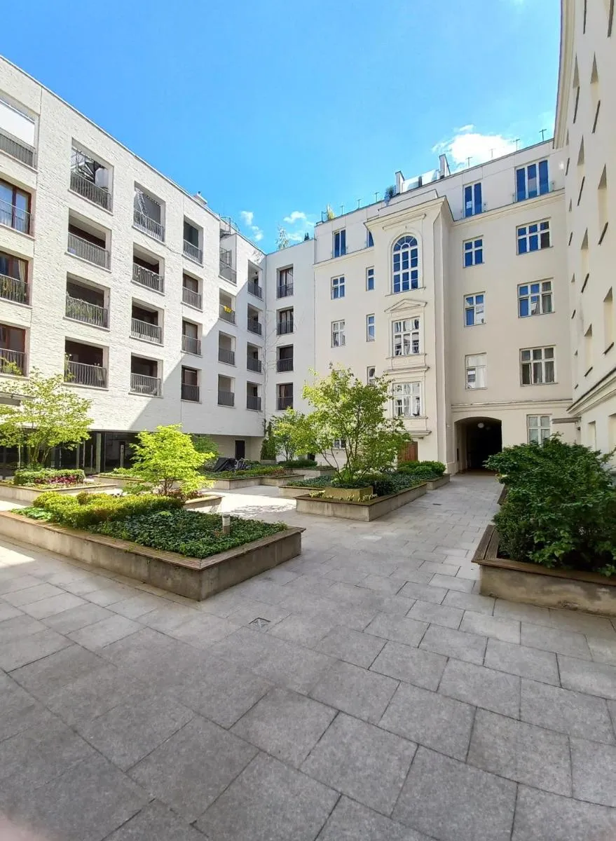 Image 5 of Warsaw Concierge Studio Koszykowa