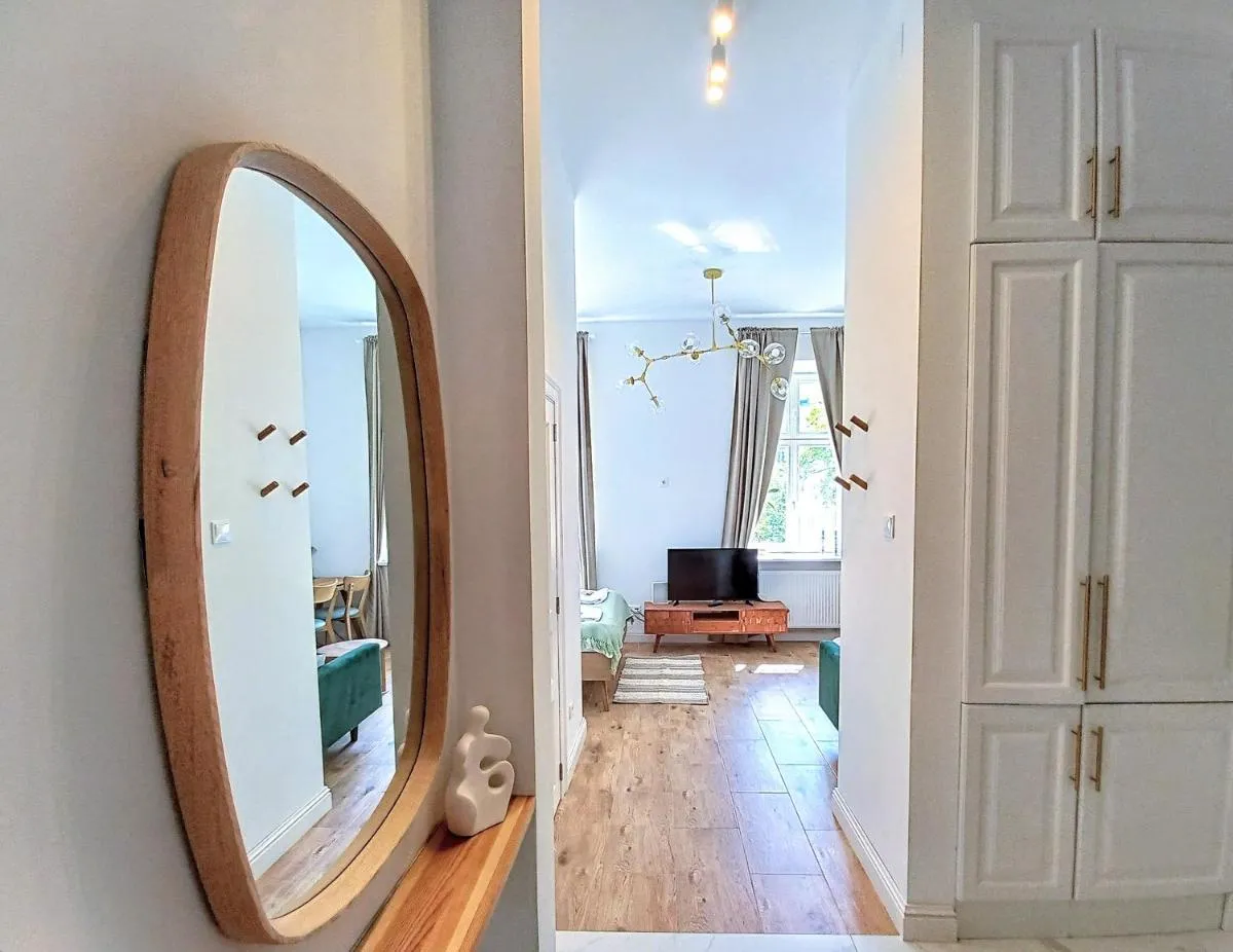 Image 1 of Warsaw Concierge Studio Koszykowa