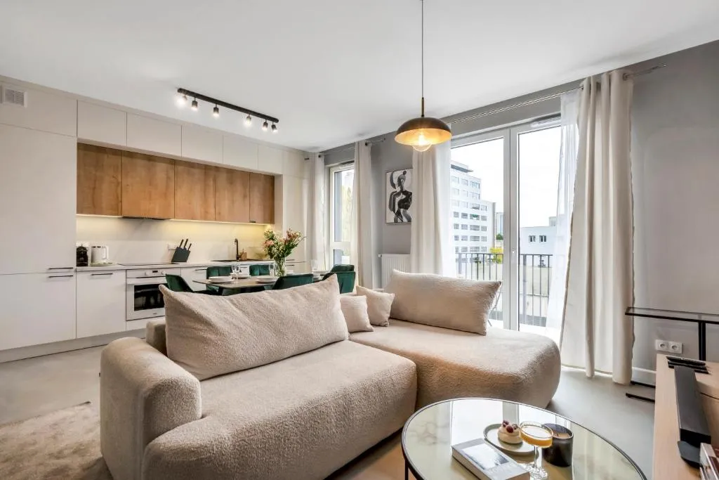 Image of Warsaw Prestige Suites – Two-Level Loft, 72m2, 1000Mbs Internet, Parking, Gym – by Rentujemy