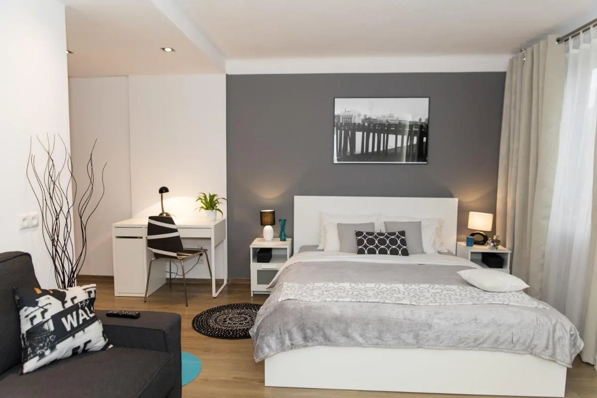 Image 1 of Warsawrent Apartamenty Centralna