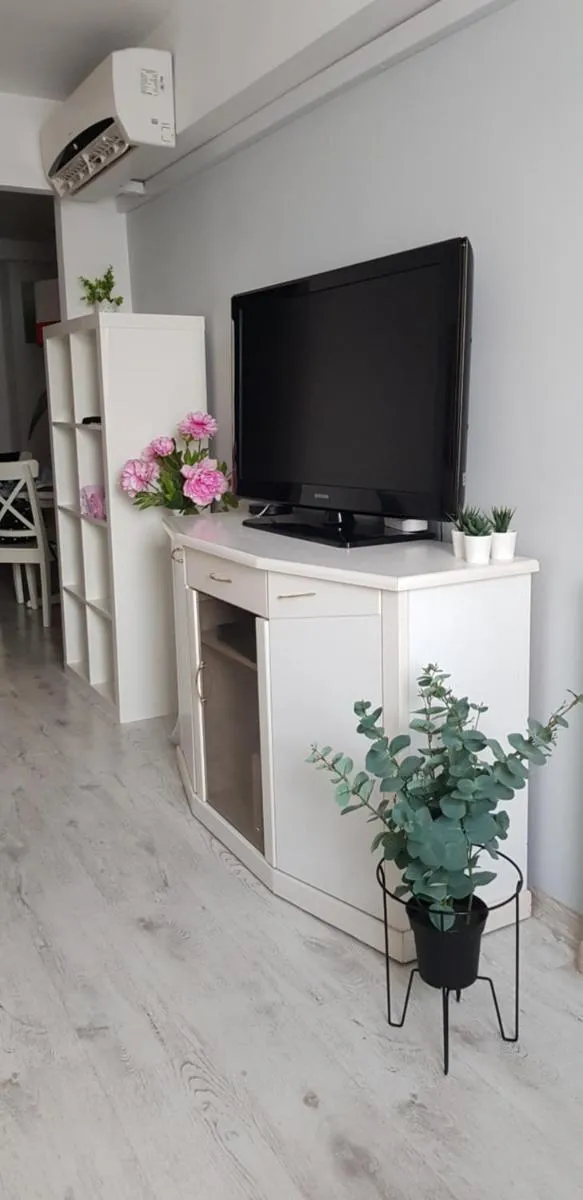 Image 2 of Warszawa Centrum Apartament Daniella