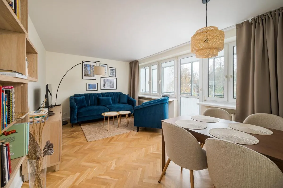 Image 1 of Warszawa Powiśle Spacious Apartment