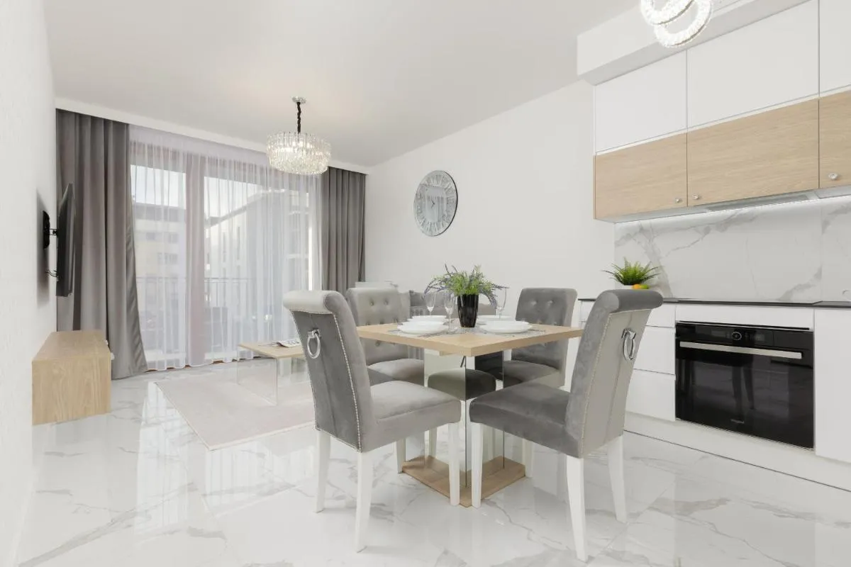 Image 2 of Wilanów Holzera Elegant Apartment with Sauna, Gym & Parking by Noclegi Renters