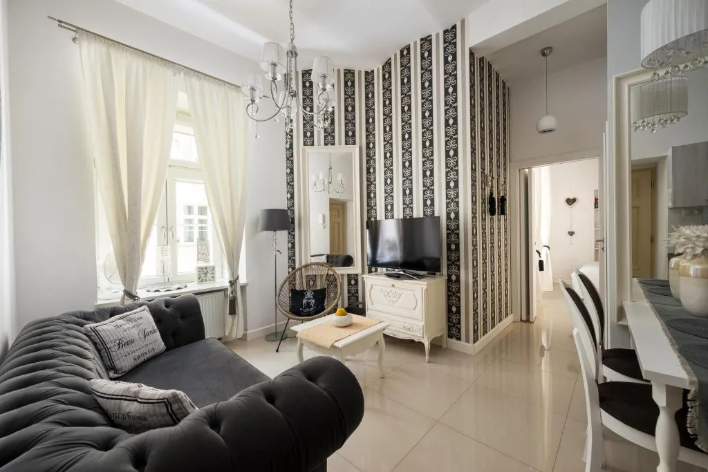 Image of Wilcza City Centre Chic Apartment