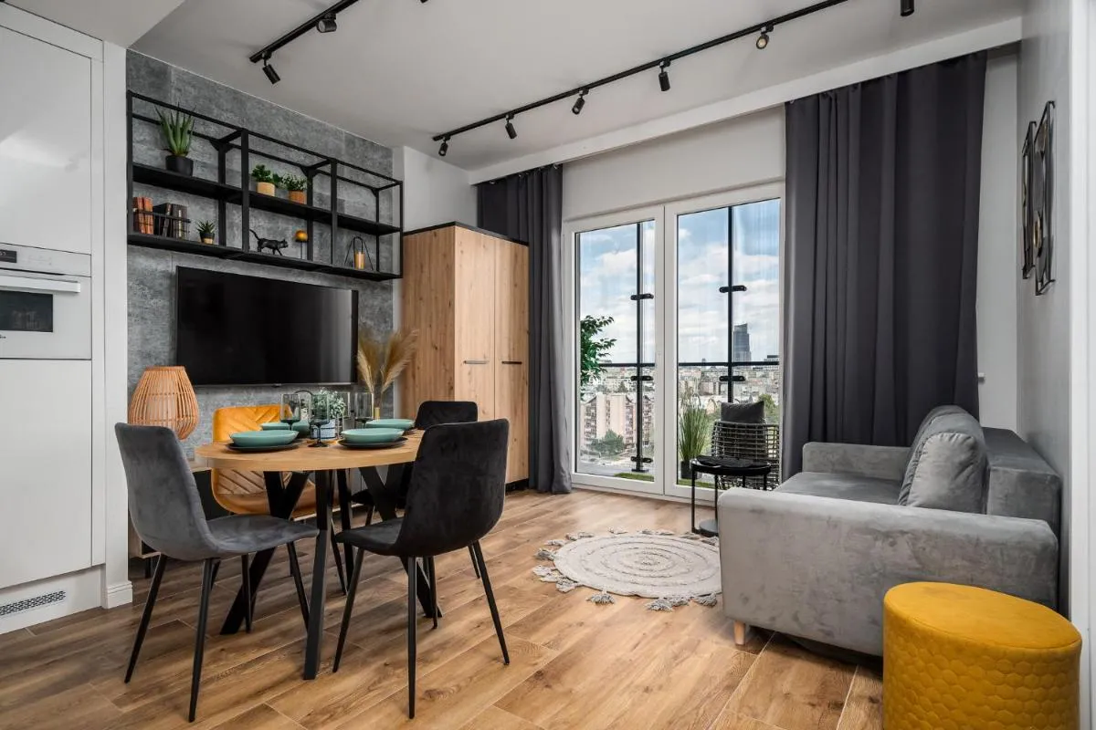 Image 4 of Wola Tower Deluxe Separate Bedroom with Free Garage – by Perfect Apart