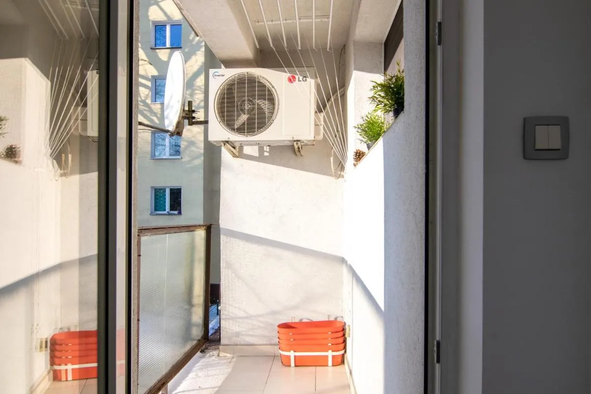 Image 4 of W sercu Powiśla, Balkon, Klimatyzacja, WiFi, brak TV