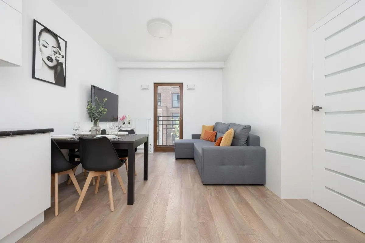 Image 3 of Wyjątkowy Apartament z 1 sypialnią Sierakowskiego by Noclegi Renters