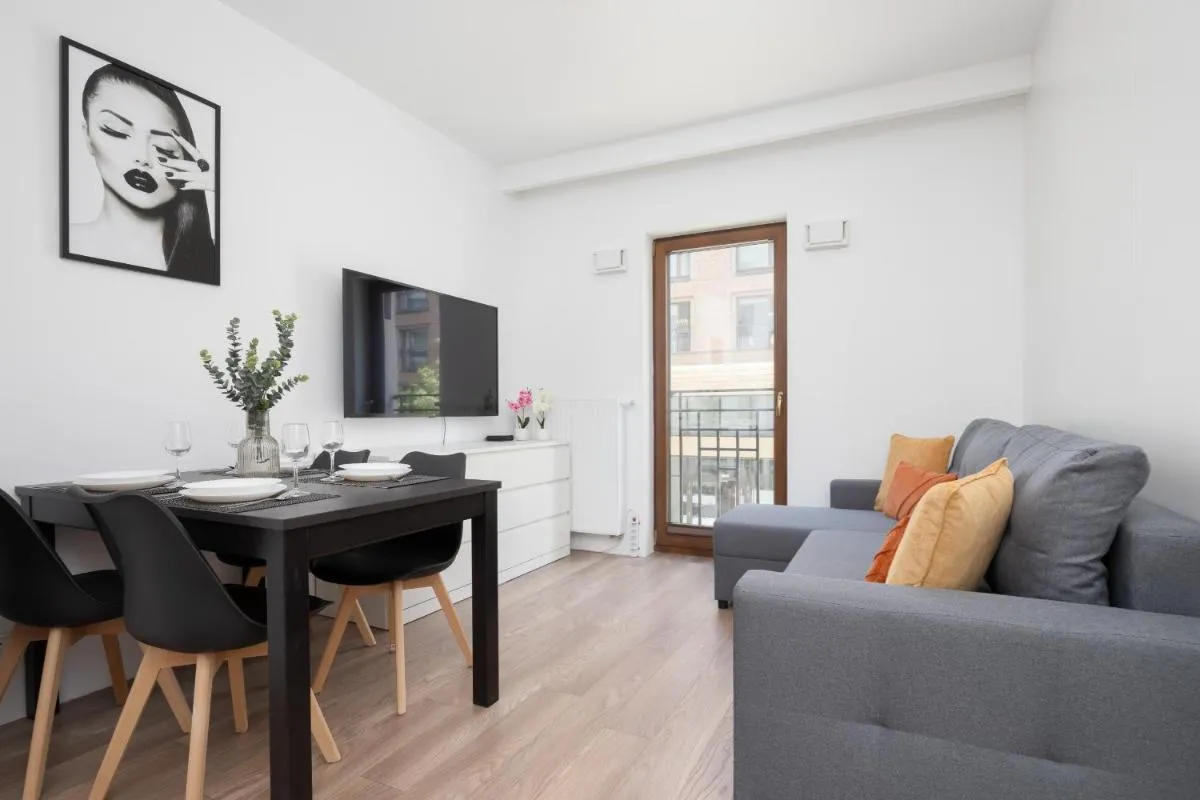 Image 4 of Wyjątkowy Apartament z 1 sypialnią Sierakowskiego by Noclegi Renters