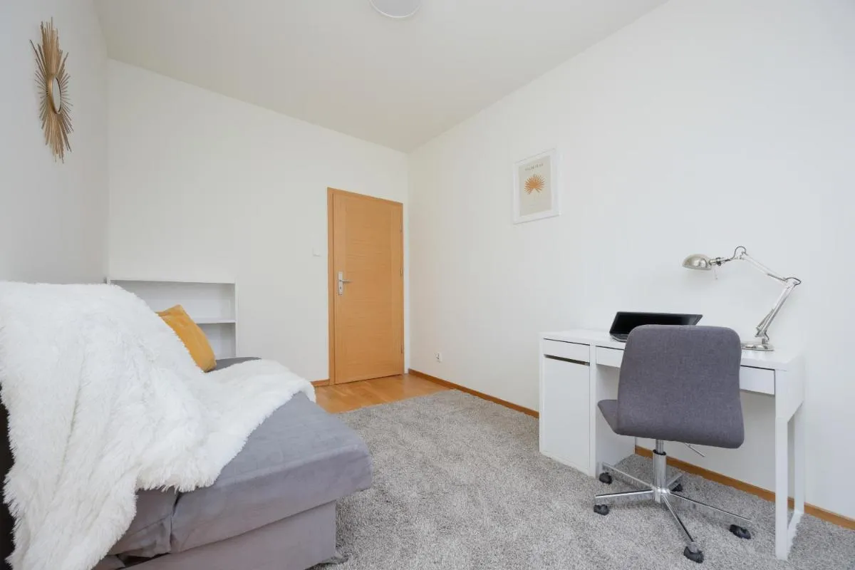 Image 2 of Wyjątkowy Apartament z 3 sypialniami i Balkonem by Noclegi Renters