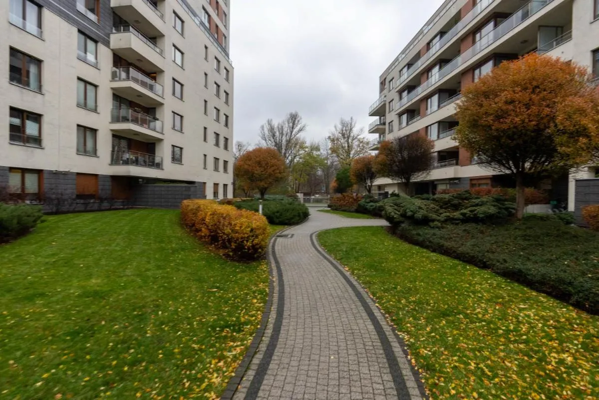 Image 5 of Żoliborz Apartment – Gym, Workspace, Bus nearby – by Rentujemy