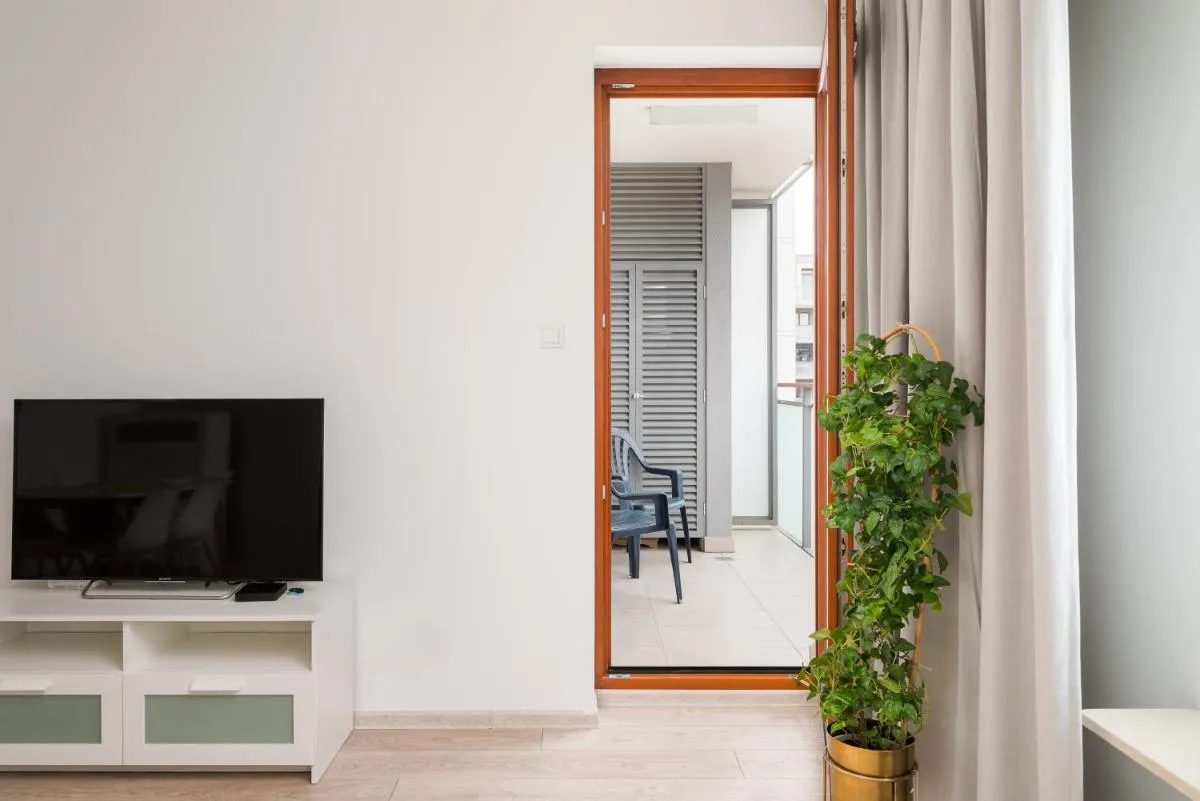 Image 3 of Żoliborz Stylish Apartment Free Parking