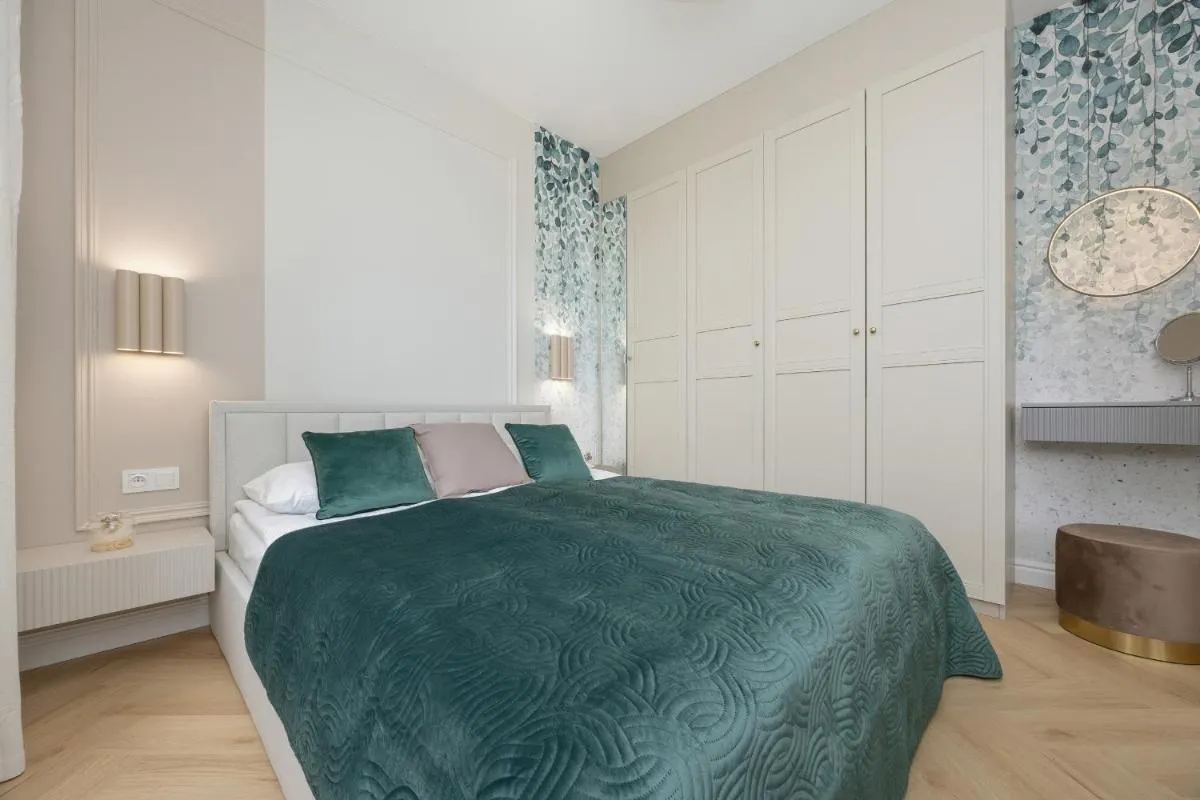 Image 1 of Żupnicza Elegant Apartment with Balcony Warsaw by Noclegi Renters