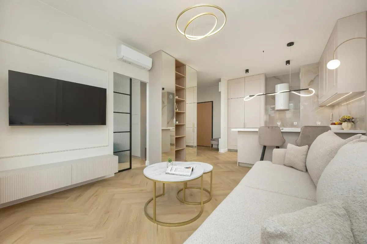 Image 4 of Żupnicza Elegant Apartment with Balcony Warsaw by Noclegi Renters
