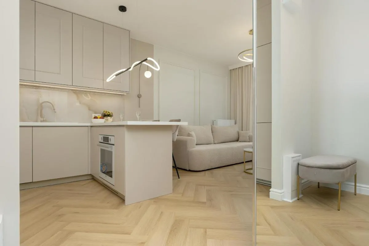 Image 6 of Żupnicza Elegant Apartment with Balcony Warsaw by Noclegi Renters